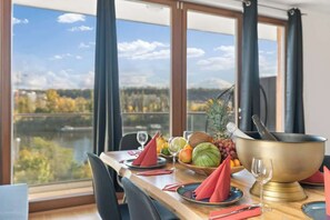 تناول الطعام