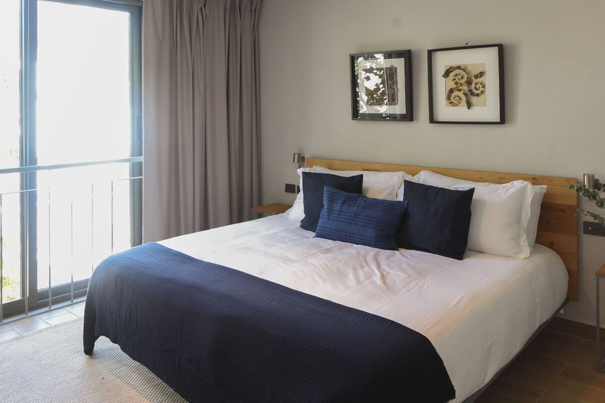 Zimmersafe, Bügeleisen/Bügelbrett, kostenloses WLAN