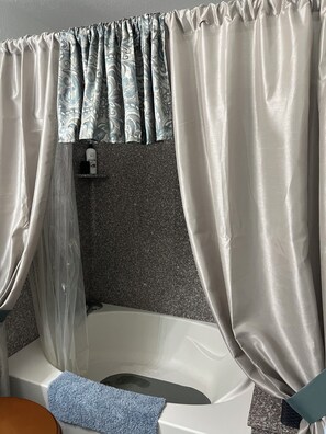 Handtücher, Toilettenpapier