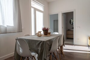 Dining - GuestReady – Quiet and modern apartment in Madrid (Madrid)