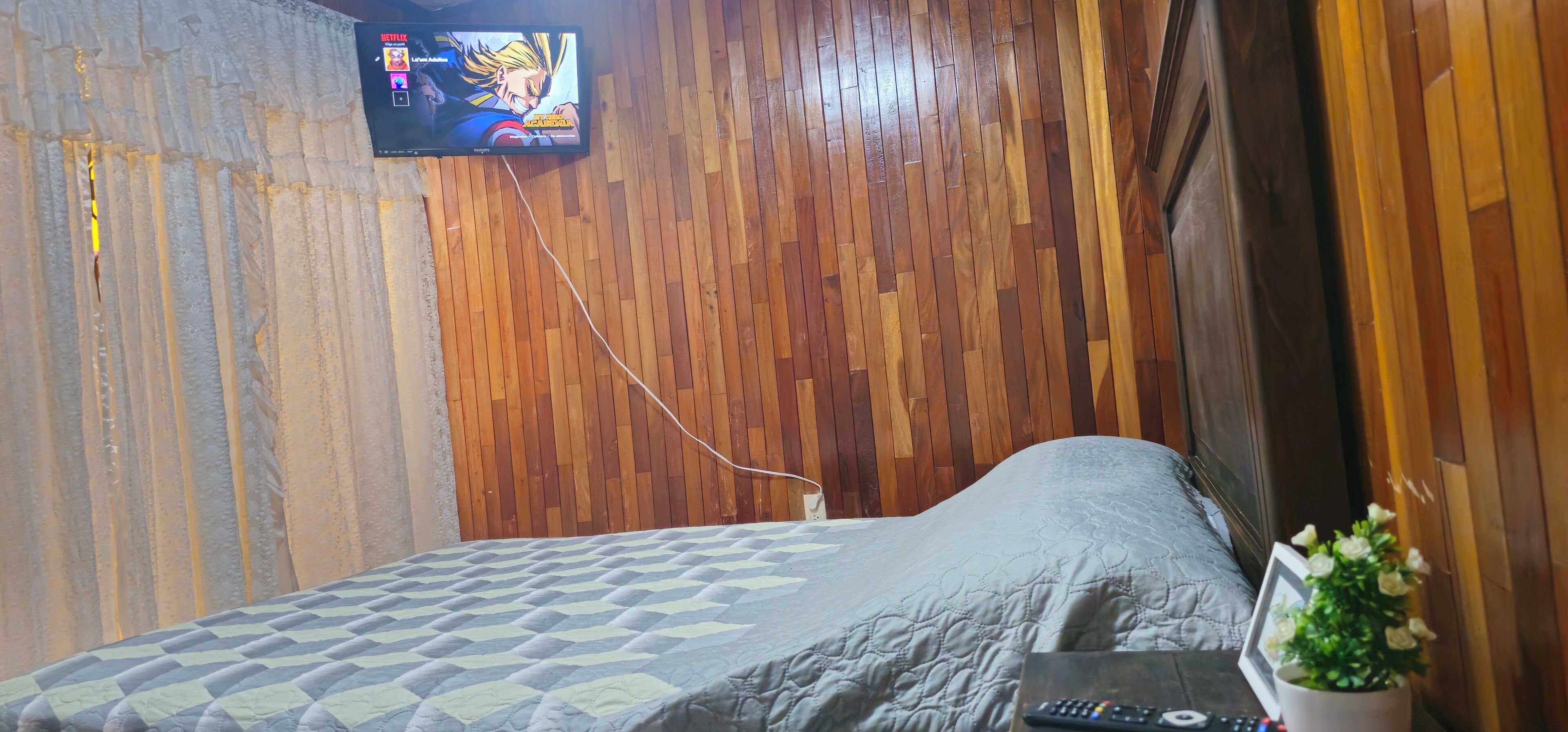 4 室のベッドルーム、アイロン / アイロン台、WiFi、ベッドシーツ