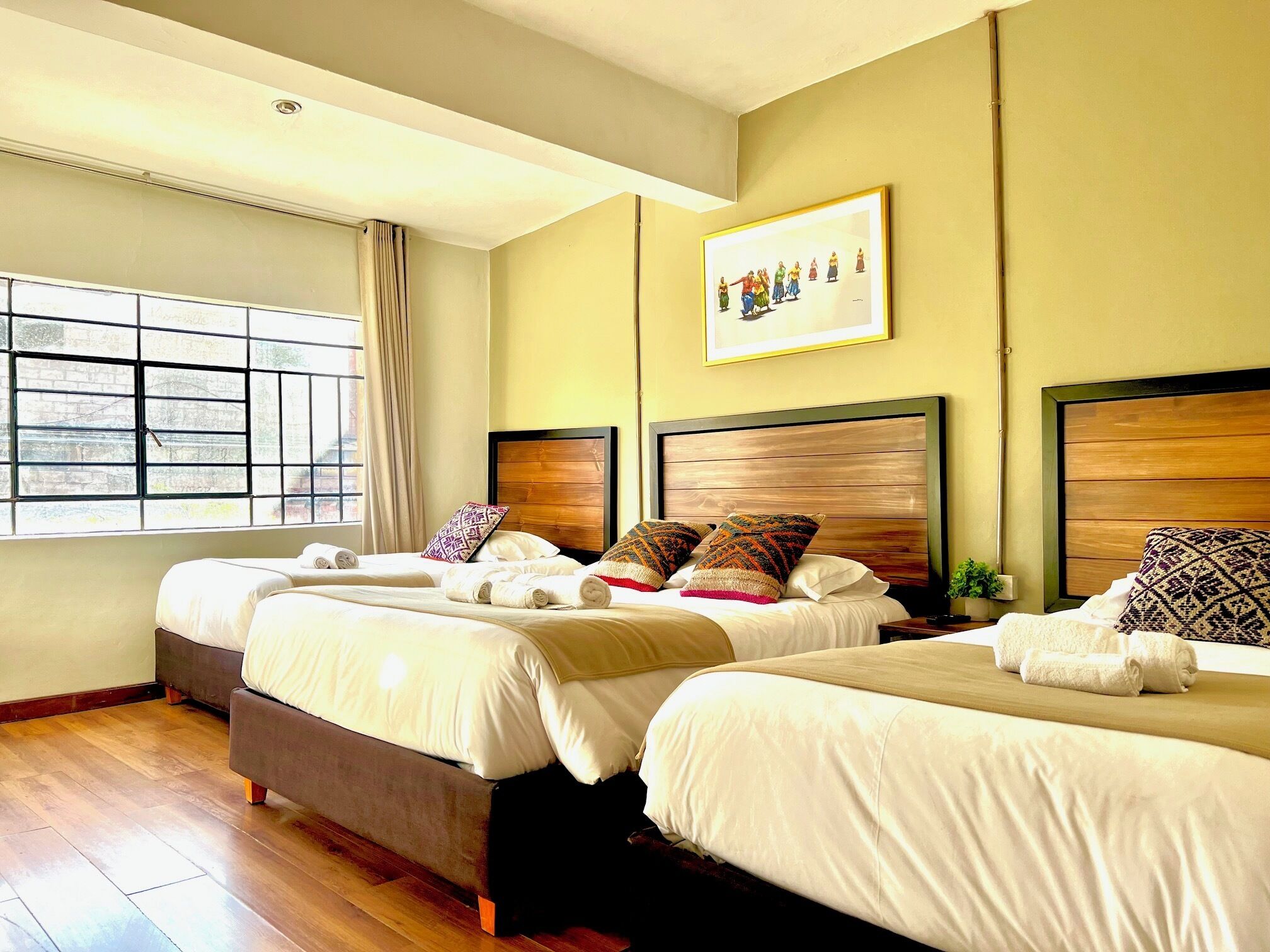 Egyptian cotton sheets, premium bedding, free WiFi