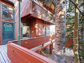 Property grounds - Aspen Hideaway – Modern 2BR/2BA Condo Steps from Giant Steps Lifts (Brian Head)