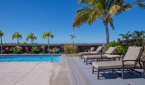 Piscina a l'aire lliure 