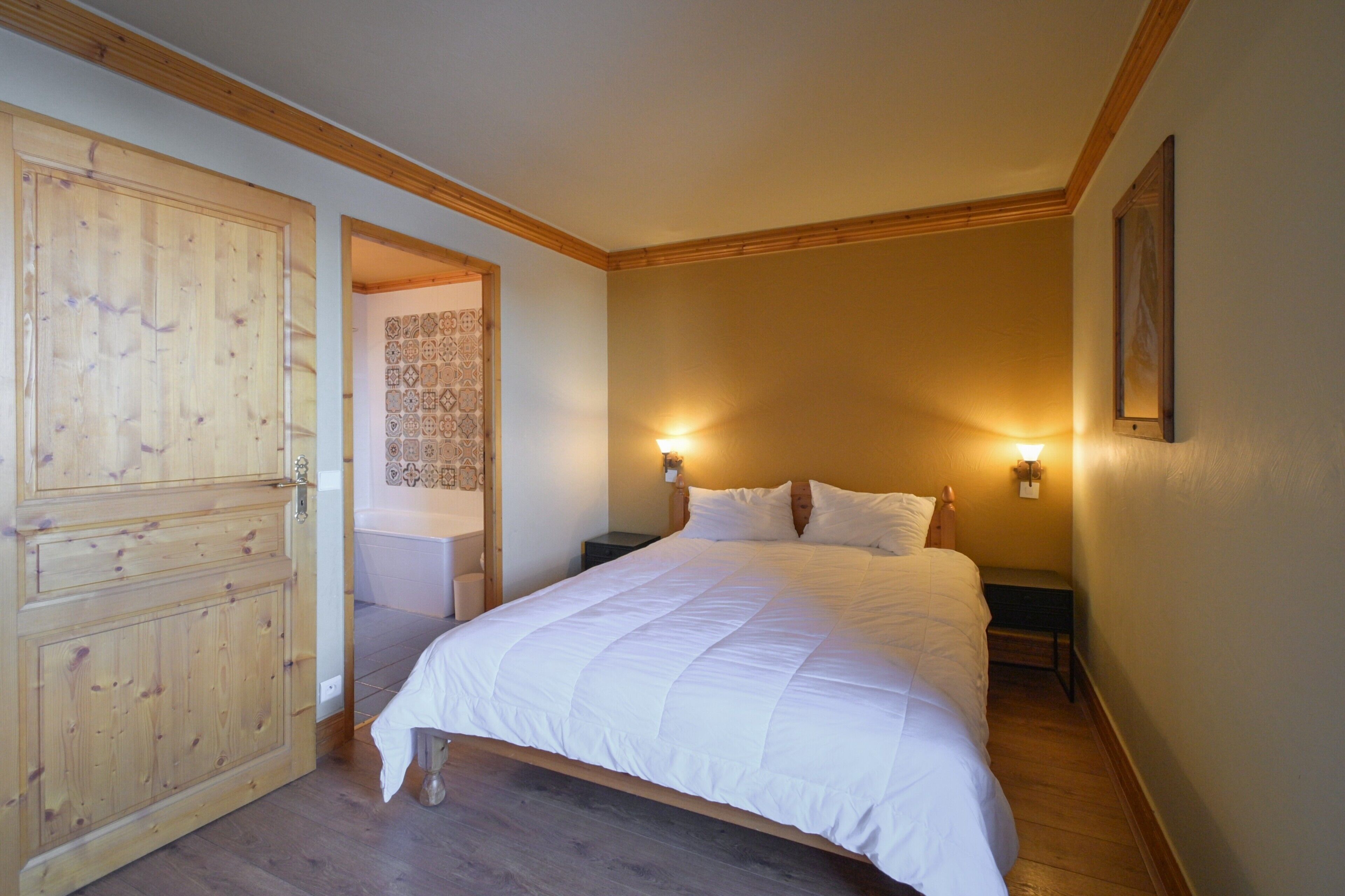 5 bedrooms