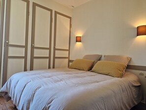 5 bedrooms, iron/ironing board, travel crib, free WiFi - Manor house in Morlaix Bay close to the sea in a green setting (Carantec)