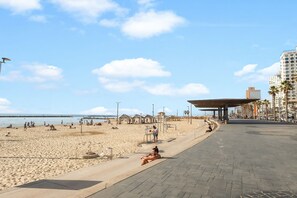 Beach - Tel Aviv Beachfront Bliss (Tel-Aviv)