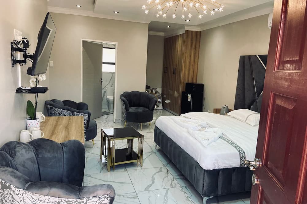 Crown Palace Guest House