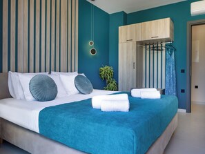 Luxury Villa, Garden View | Hypo-allergenic bedding, soundproofing, iron/ironing board, free WiFi - PanStel - Villa Solene with private pool (Chania)