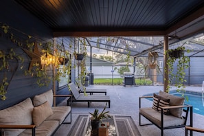 Terrace/patio - Raven N Bear Estates | Brandon/Valrico (Valrico)