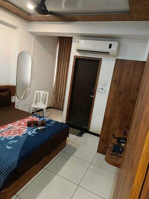 مكتب وواي فاي مجانًا