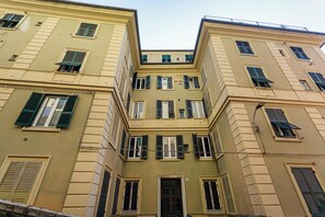 Front of property - The Designer's Flat by Wonderful Italy (Genoa)
