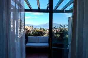Interior - The Lake Balcony (Desenzano del Garda)