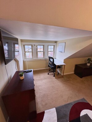 Interior - Natvy Alpha Suite - 3 Bedroom (Munhall)