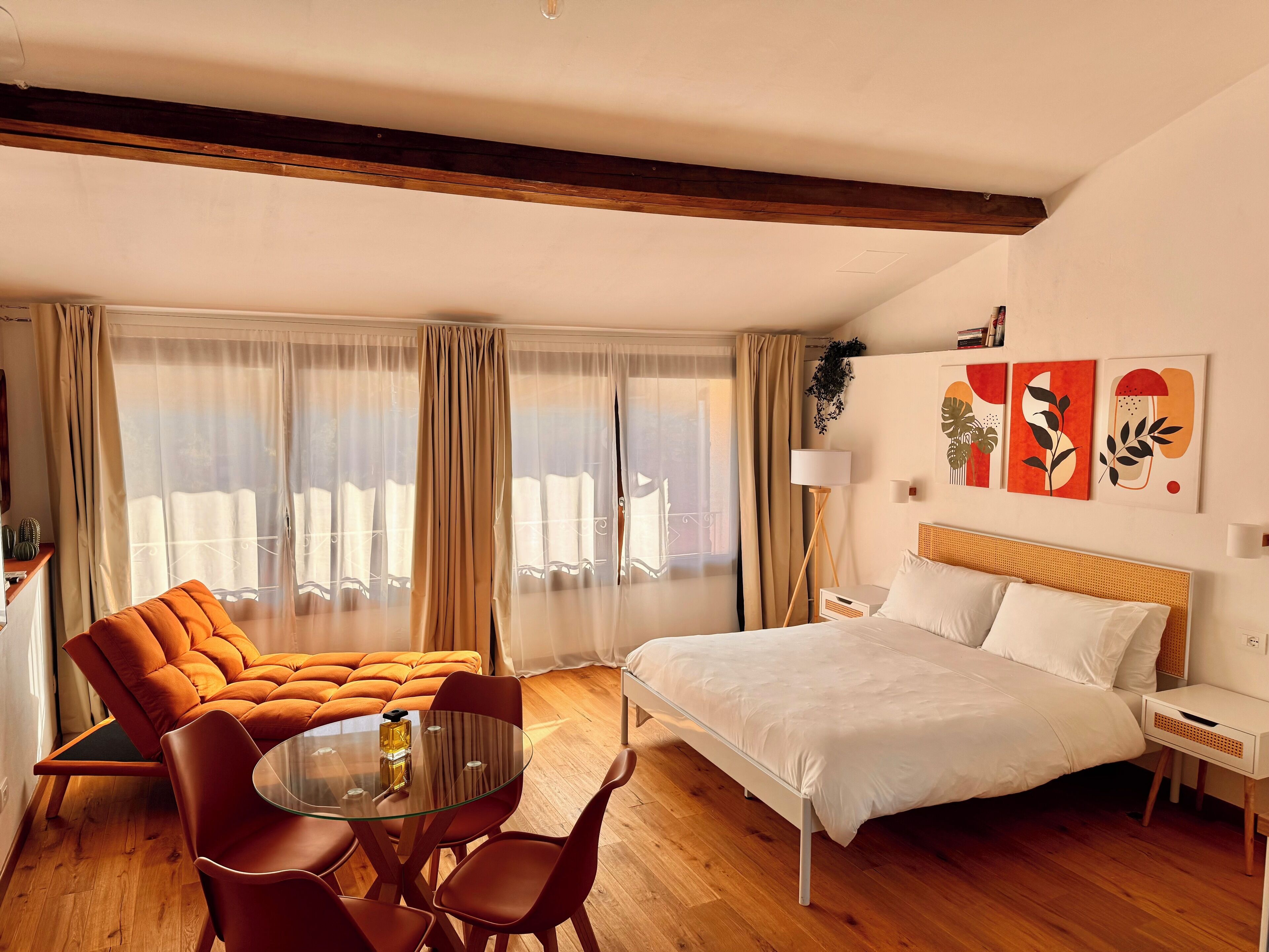 1 bedroom, free WiFi, bed sheets