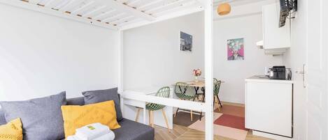 TV, offices