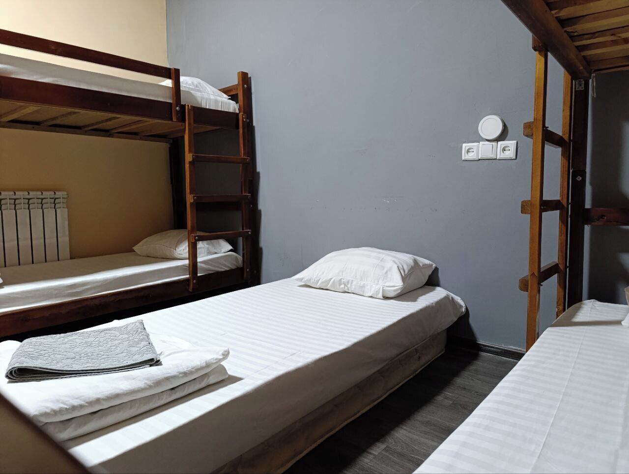 Shared Dormitory, Women only | Blackout drapes, soundproofing, iron/ironing board, free WiFi