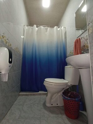 Shared Dormitory, Women only | Shared bathroom - Caravan Hostel (Tashkent)
