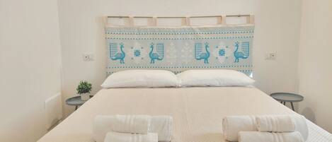 2 室のベッドルーム、アイロン / アイロン台、WiFi (無料)、ベッドシーツ