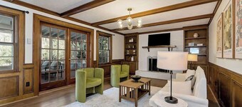 NEW! Luxury/Pool House/Game Room/7bds/3.5baths