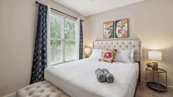 4 chambres, fer et planche à repasser, lit parapluie, Wi-Fi