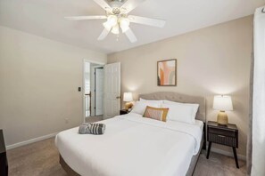 4 間睡房、熨斗/熨衫板、可攜式嬰兒床、Wi-Fi