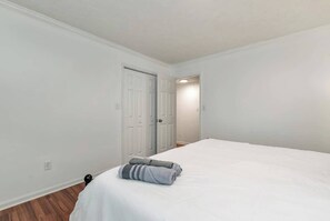 6 bedrooms, iron/ironing board, travel crib, WiFi