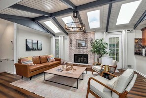 Televisio, työhuone