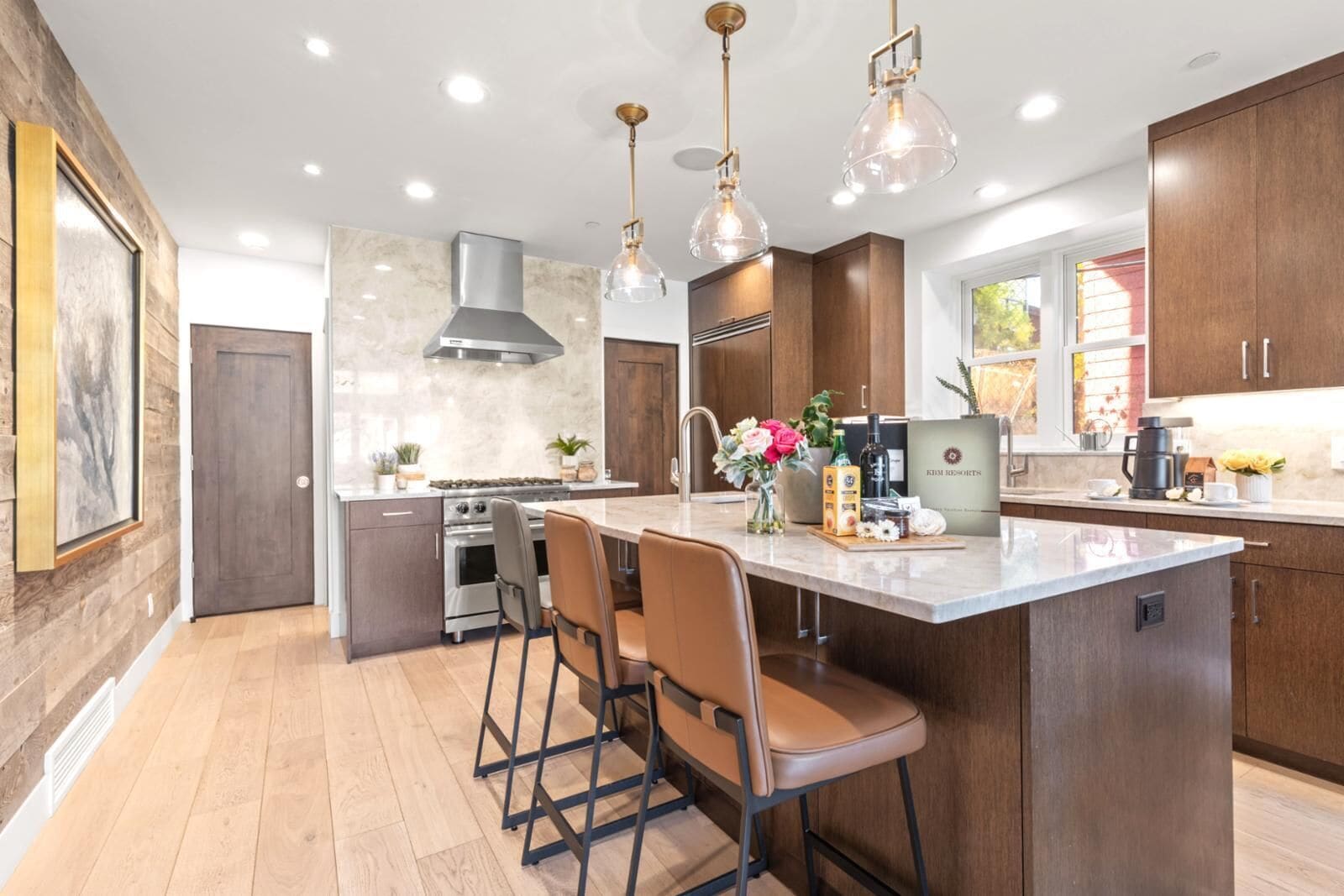 Studio (Multiple Bedrooms) | Dapur pribadi | Microwave, oven, mesin pencuci piring, dan mesin pembuat kopi/teh