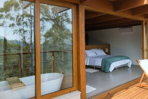 Biancheria da letto di alta qualità, materassi in memory foam, minibar