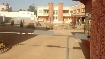 Enceinte de lâhĂ©bergement