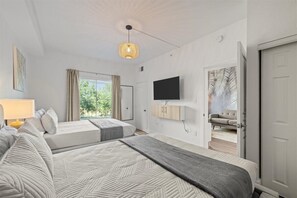 1 Schlafzimmer, Zimmersafe, Bügeleisen/Bügelbrett, Reisekinderbett