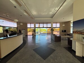 Lobby - Between the blue of the sea and the comfort of home - Holiday (Florianópolis)