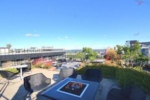 Outdoor dining - Urban Studio in Griffintown (Montréal)