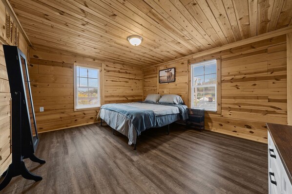 4 bedrooms, WiFi, bed sheets