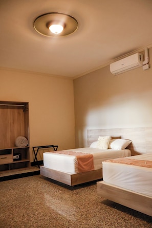 In-room safe, iron/ironing board, free WiFi