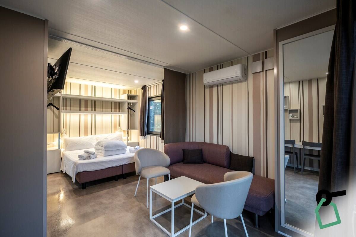 Minibar och sängkläder