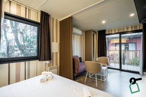 Casa mobile Executive | Minibar, lenzuola