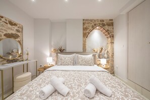 1 bedroom, iron/ironing board, WiFi, bed sheets - DP Homes Exarcheia 1Α - Central Stone Apt near Metro & Museum (Athina)