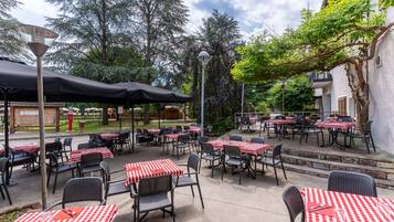 Colazione a buffet inclusa, servita tutte le mattine