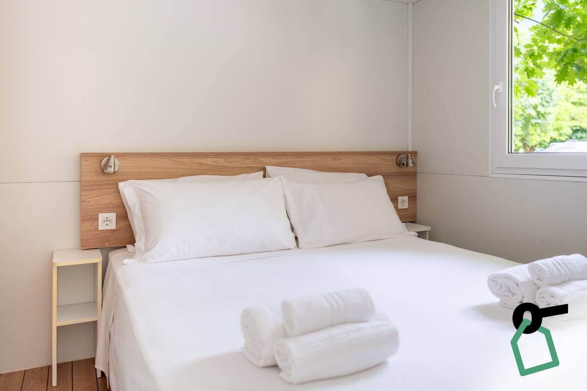 Standard Mobile Home | Bed sheets