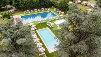 Piscina stagionale all'aperto