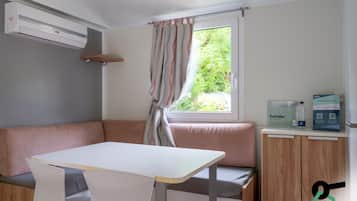 Standard Mobile Home | Private kitchen