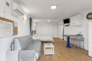 Living area - Vacation Studio 'Casa Lea Artenara' with Mountain View, Wi-Fi and Air Conditioning (Artenara)