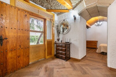 Vacation 'Finca Con Piscina En Arafo' with Mountain View, Private Pool and Wi-Fi