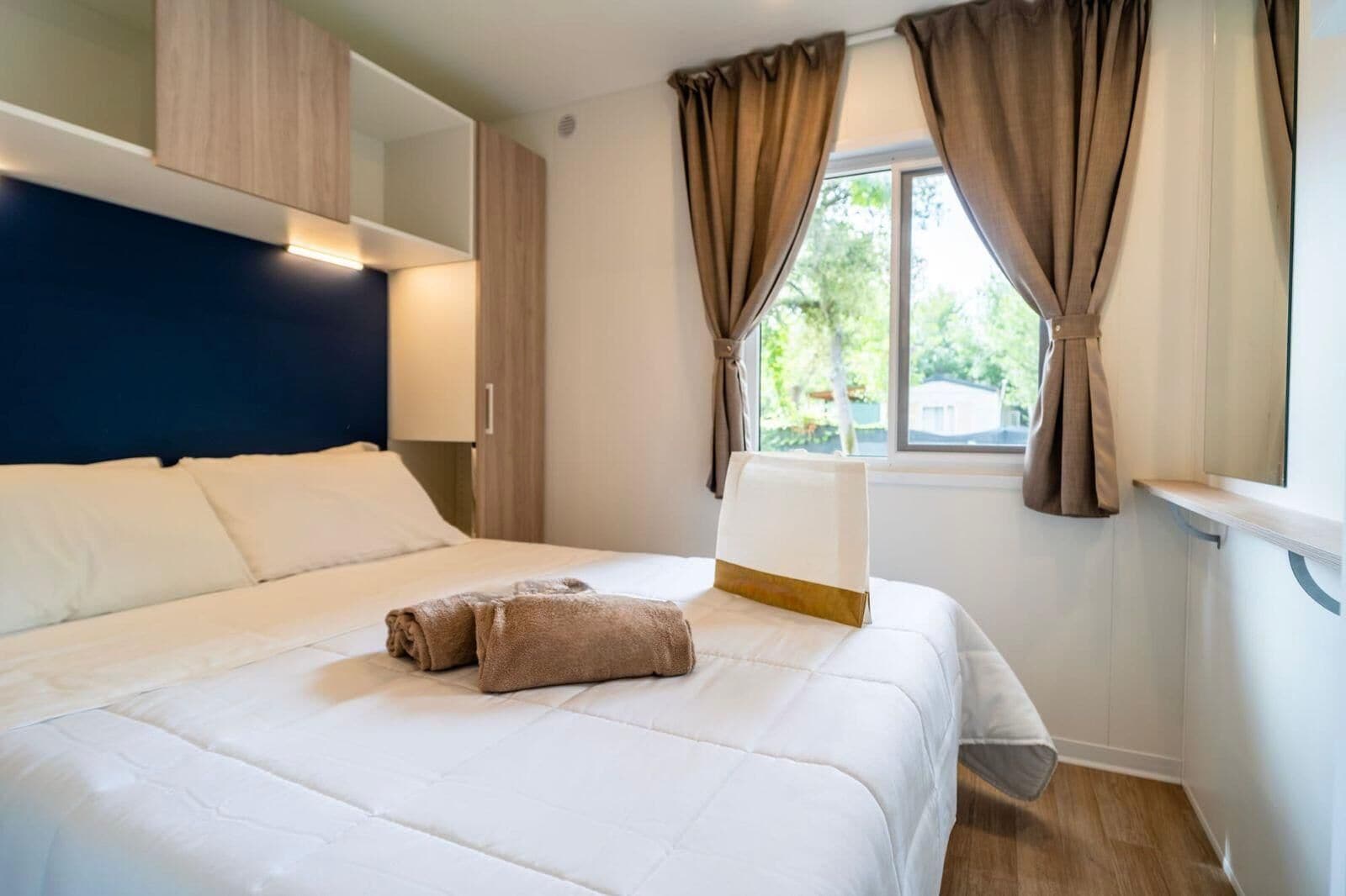 Bungalow Superior - uteplats | Barnsängar och sängkläder