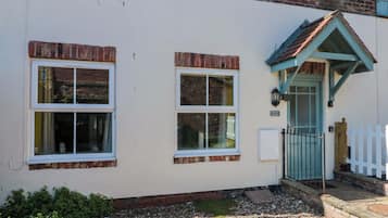 Cottage | Exterior detail