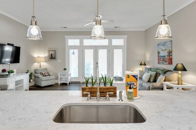 Elegant 4BR/ 3.5BA Beachside Home – Near the Boardwalk