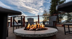 Terrace/patio - Lakeside Studio Loft in Tahoe Vista (Tahoe Vista)