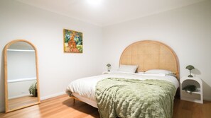 4 Schlafzimmer, Bügeleisen/Bügelbrett, kostenloses WLAN, Bettwäsche